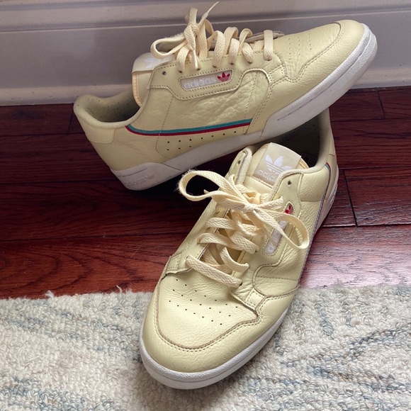 Adidas Sneakers - Picture 5 of 5